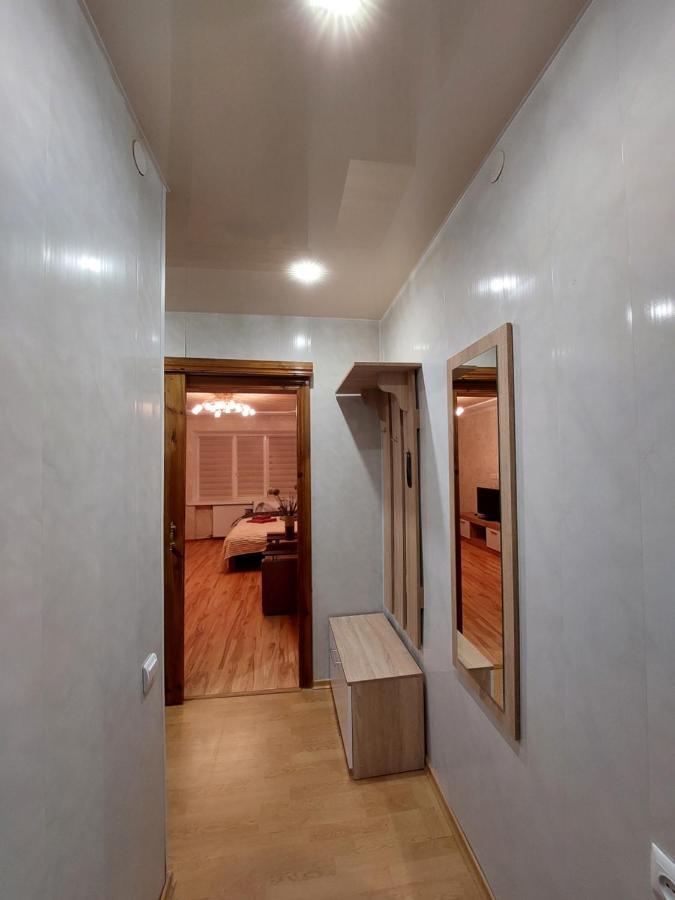 Подобова Оренда Двокімнатної Квартири Старичі Exterior photo